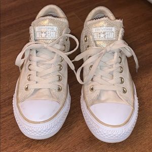 Cream/Gold Two-Toned Low Top Converse